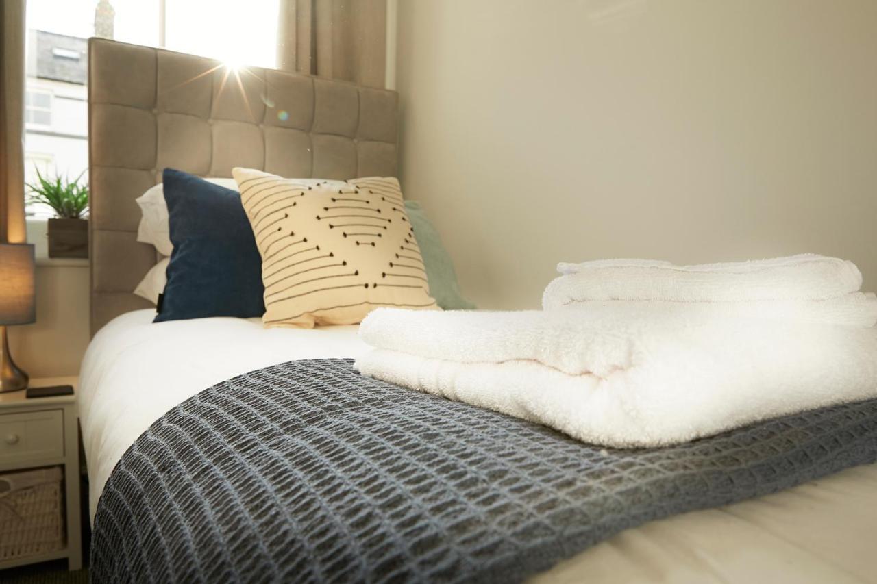 Sea View Serenity Breath Taking Sea View Sleeps 4 Скарборо Экстерьер фото